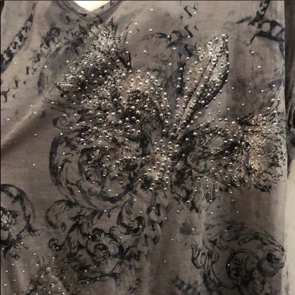 Super Girly and Edgy Sleeveless Studded Top - Picture 4 of 6